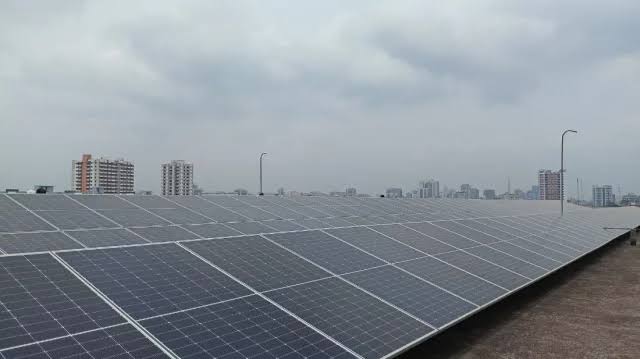 Industrial rooftop solar PV with battery energy storage in Bangladesh — Greenwell Energy Systems